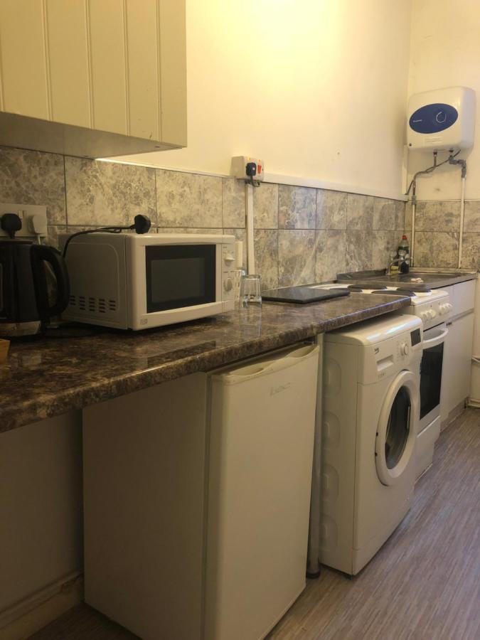 Отель Oyo 94 Bricklane Studio Flats Лондон Экстерьер фото